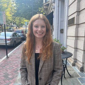 Meet your Posher, Emma